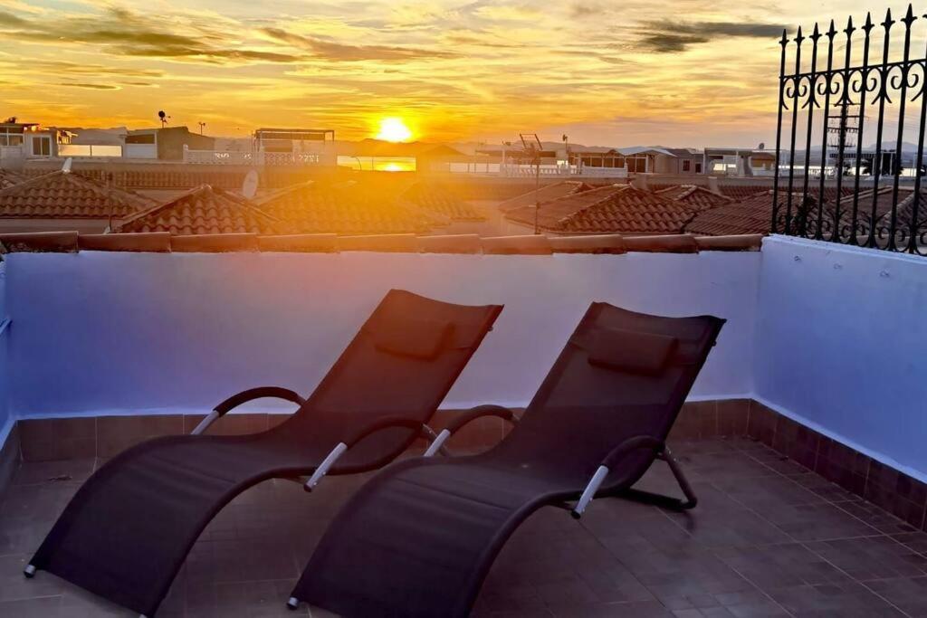 Bungalow Avec Piscine Torrevieja Exterior foto